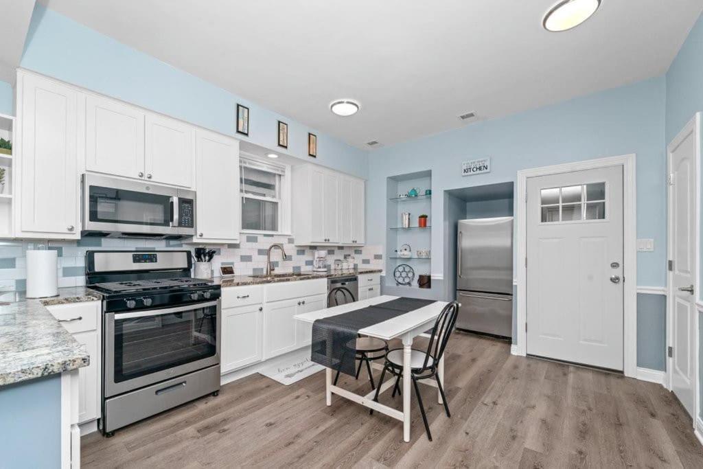 Cozy, Top-Floor 3Br Loft With Balcony In West Town Chicago Exterior foto