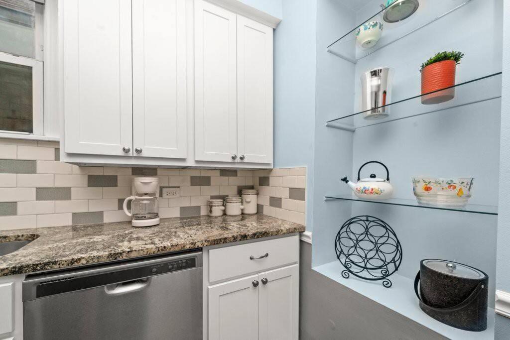 Cozy, Top-Floor 3Br Loft With Balcony In West Town Chicago Exterior foto
